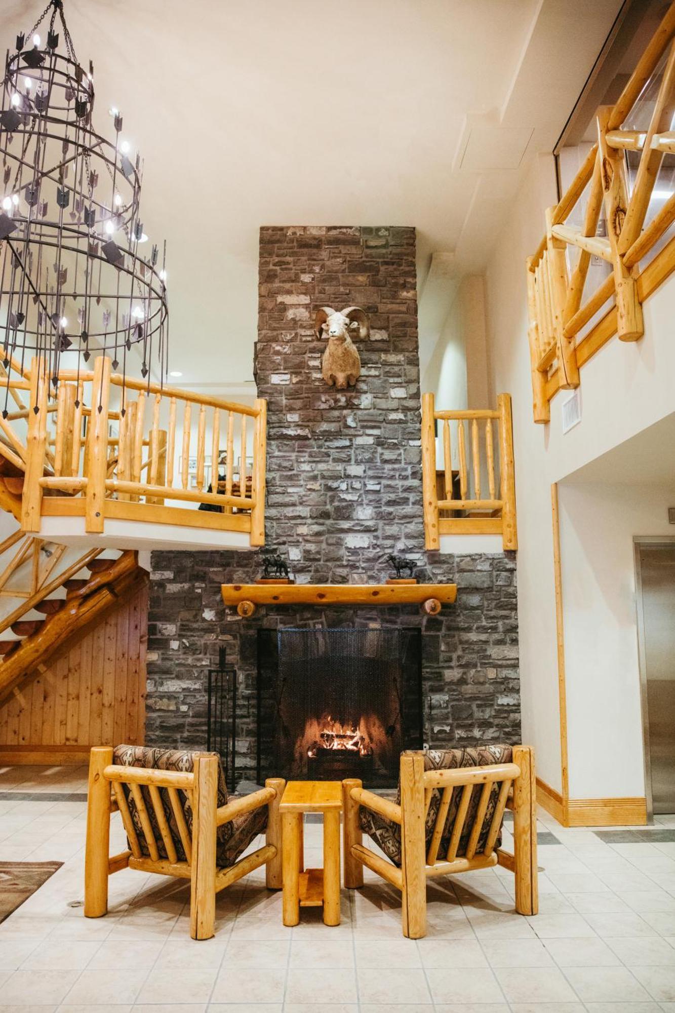 באנף Brewster Mountain Lodge מראה חיצוני תמונה