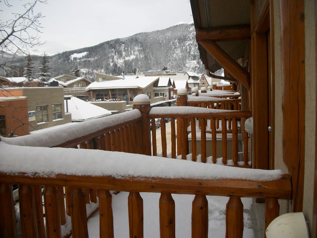 באנף Brewster Mountain Lodge מראה חיצוני תמונה
